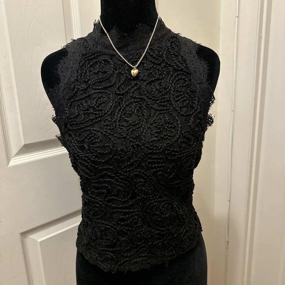 Elegant Black Lace Sleeveless Top